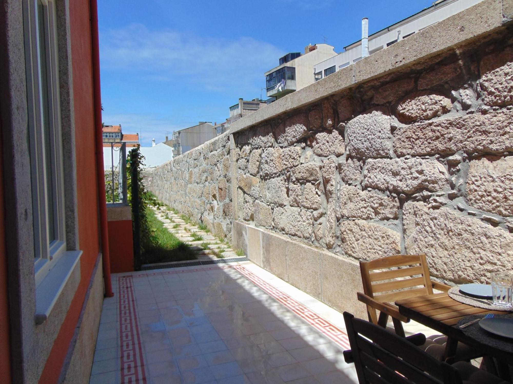 Liiiving in Porto | Central Garden Flat Buitenkant foto